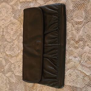 DOLPHIN Vintage Leather Gathered Clutch, Fold Over Closure With Snap, Black